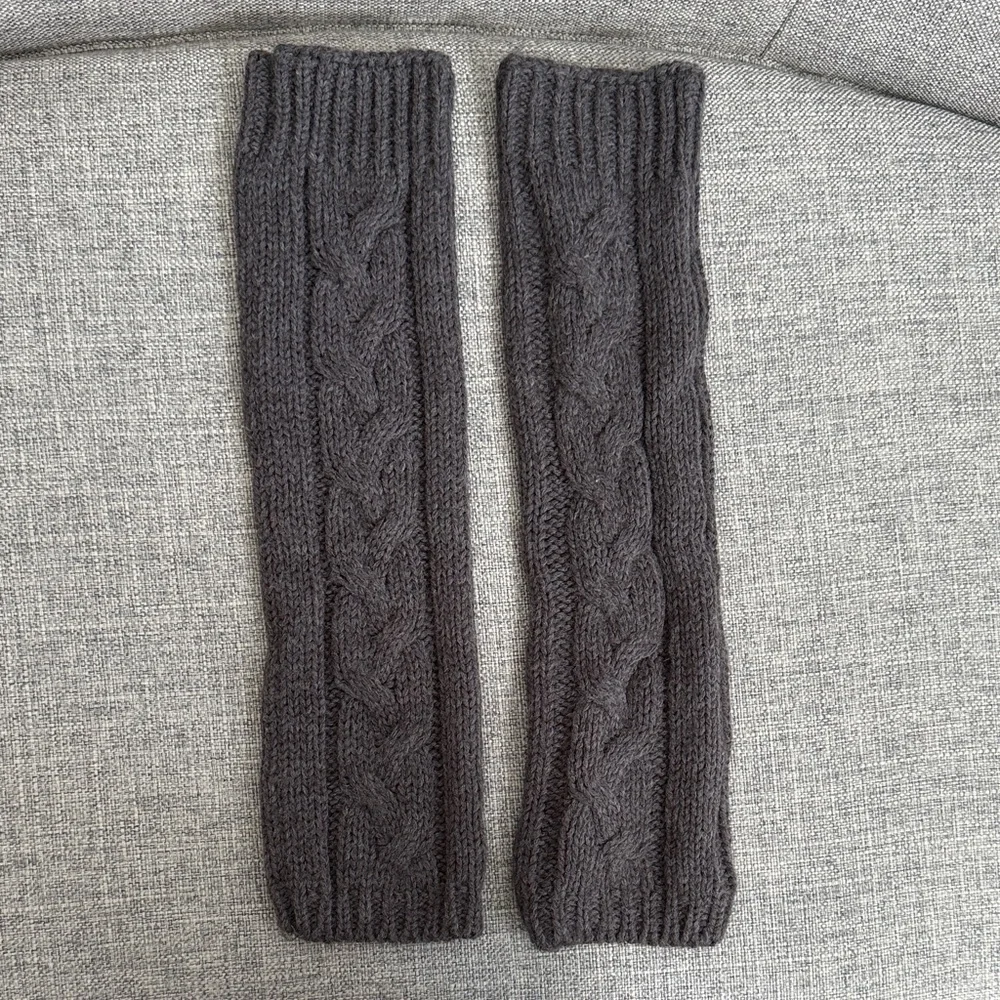 Cable Knit Leg Warmers - Picture 2 of 2